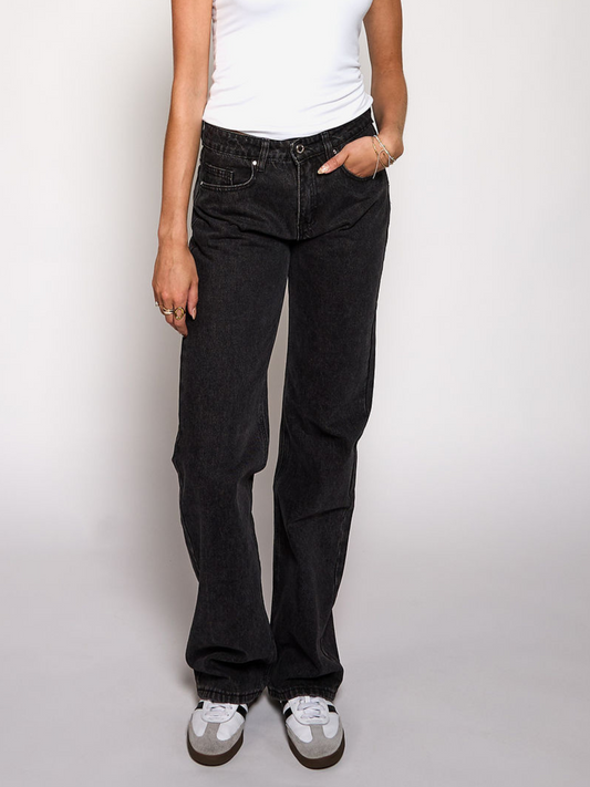 Ella Low Waist Jeans| Washed black | Tall