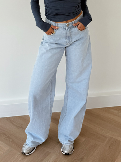 Jade Super Wide Leg Jeans | Mid waist | Light blue | Tall