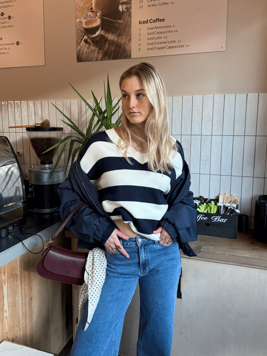 Ella | Knitted sweater | Navy striped | Tall
