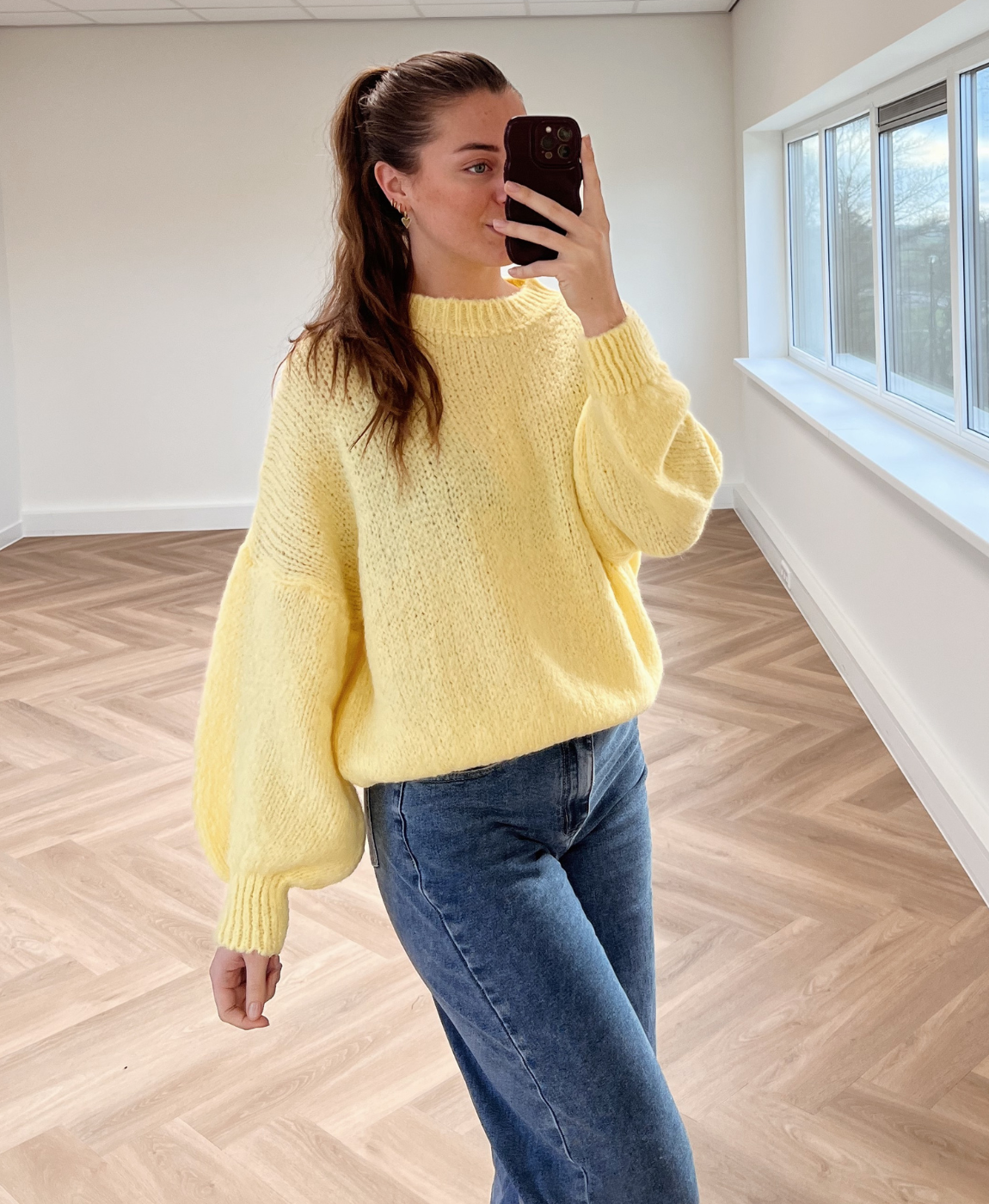 Lulu | Knitted sweater | Yellow