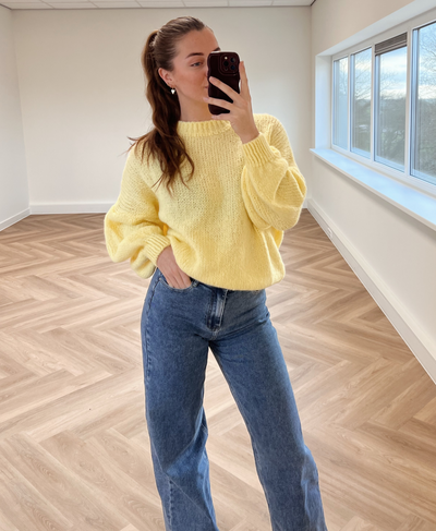 Lulu | Knitted sweater | Yellow