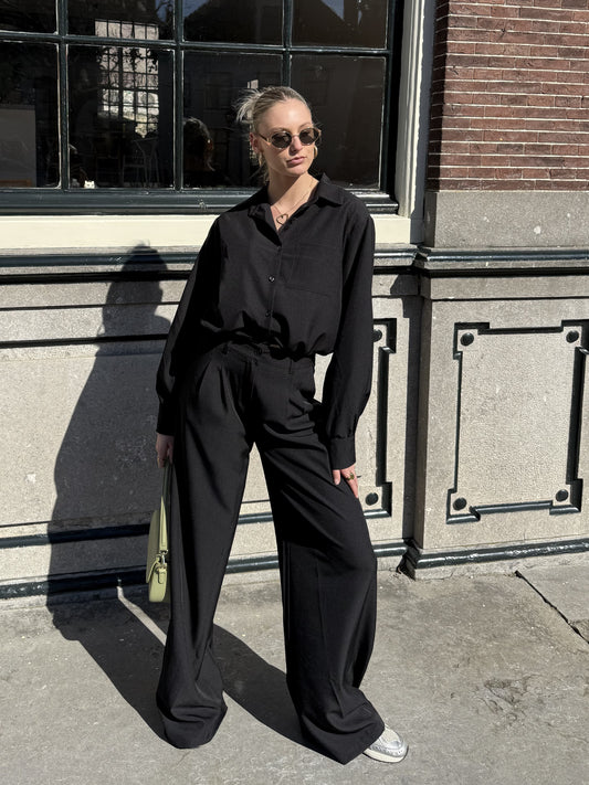 Jip | Cropped blouse | Black | Tall