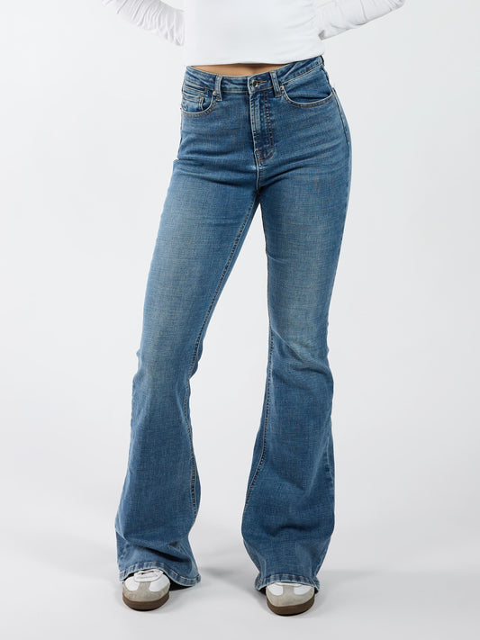 Ivy Flared Jeans | Blue | Stretch | Tall