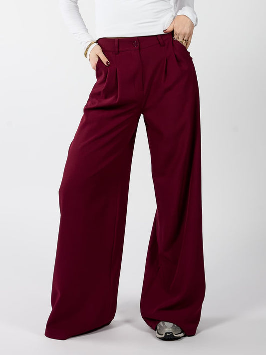 Jip | Wide-leg trousers with pleats | Bordeaux | Tall