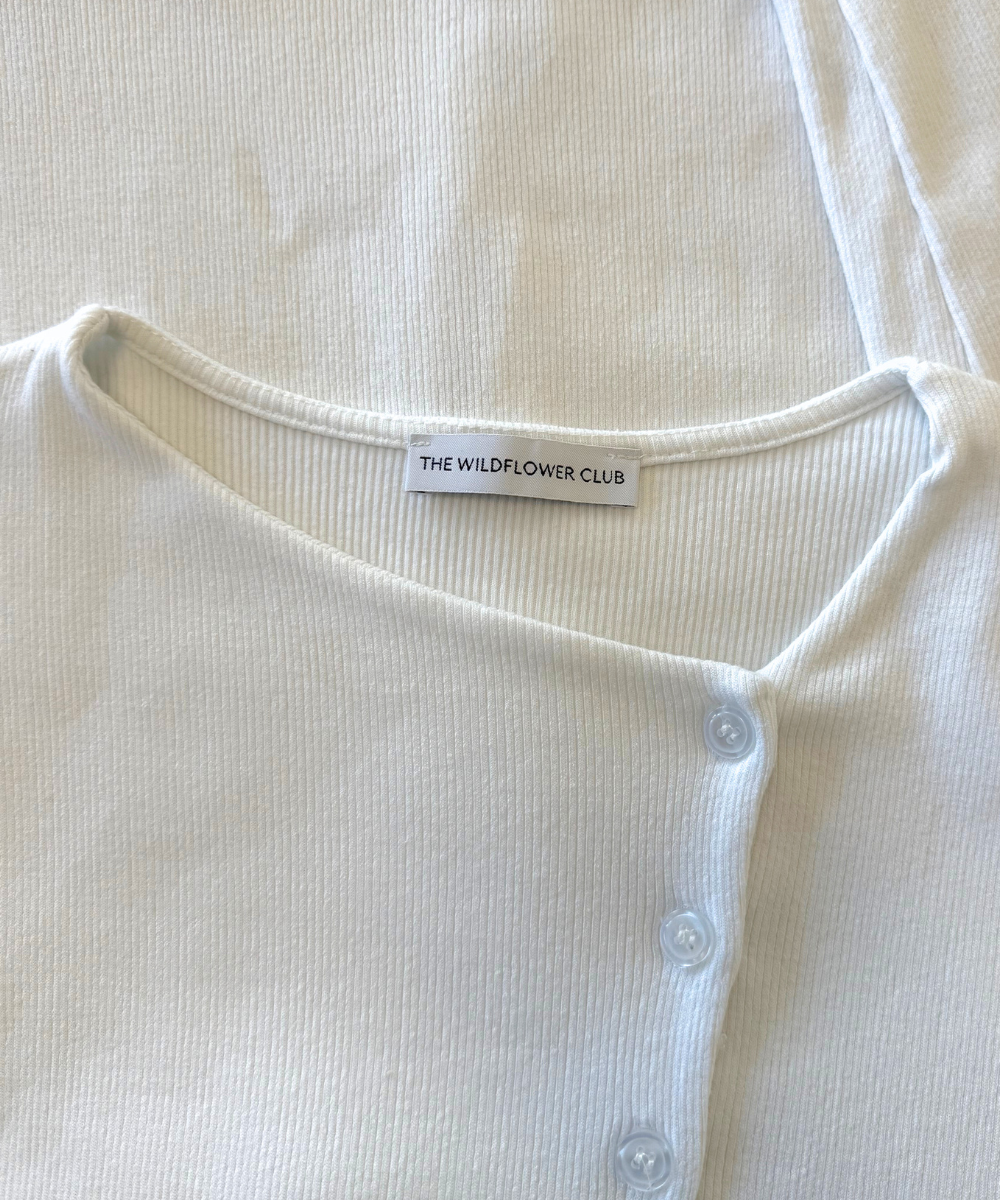 Nala top with buttons | Tall | Off-white