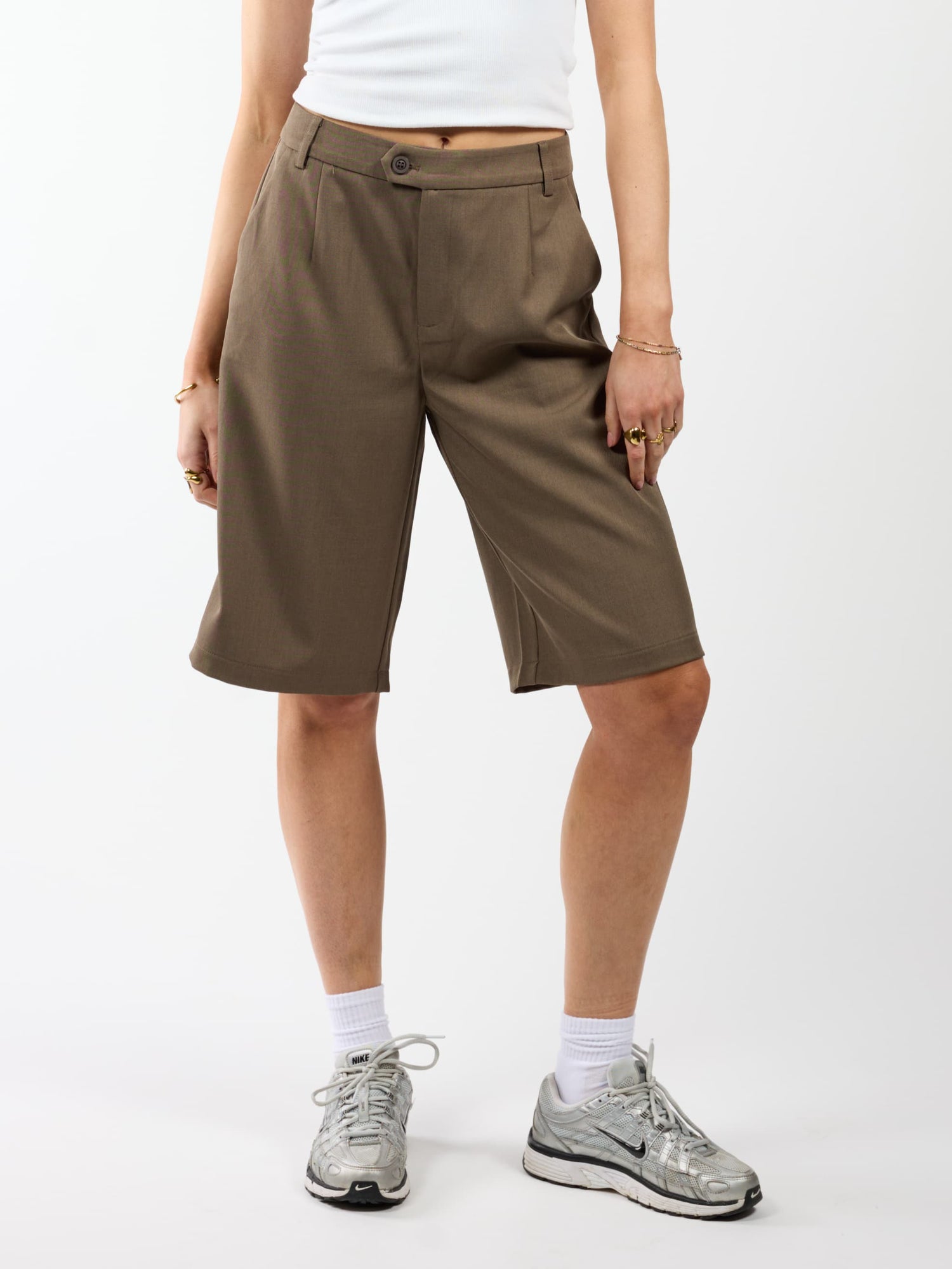 Mauv | Fabrics Jort | Earthy olive | Tall