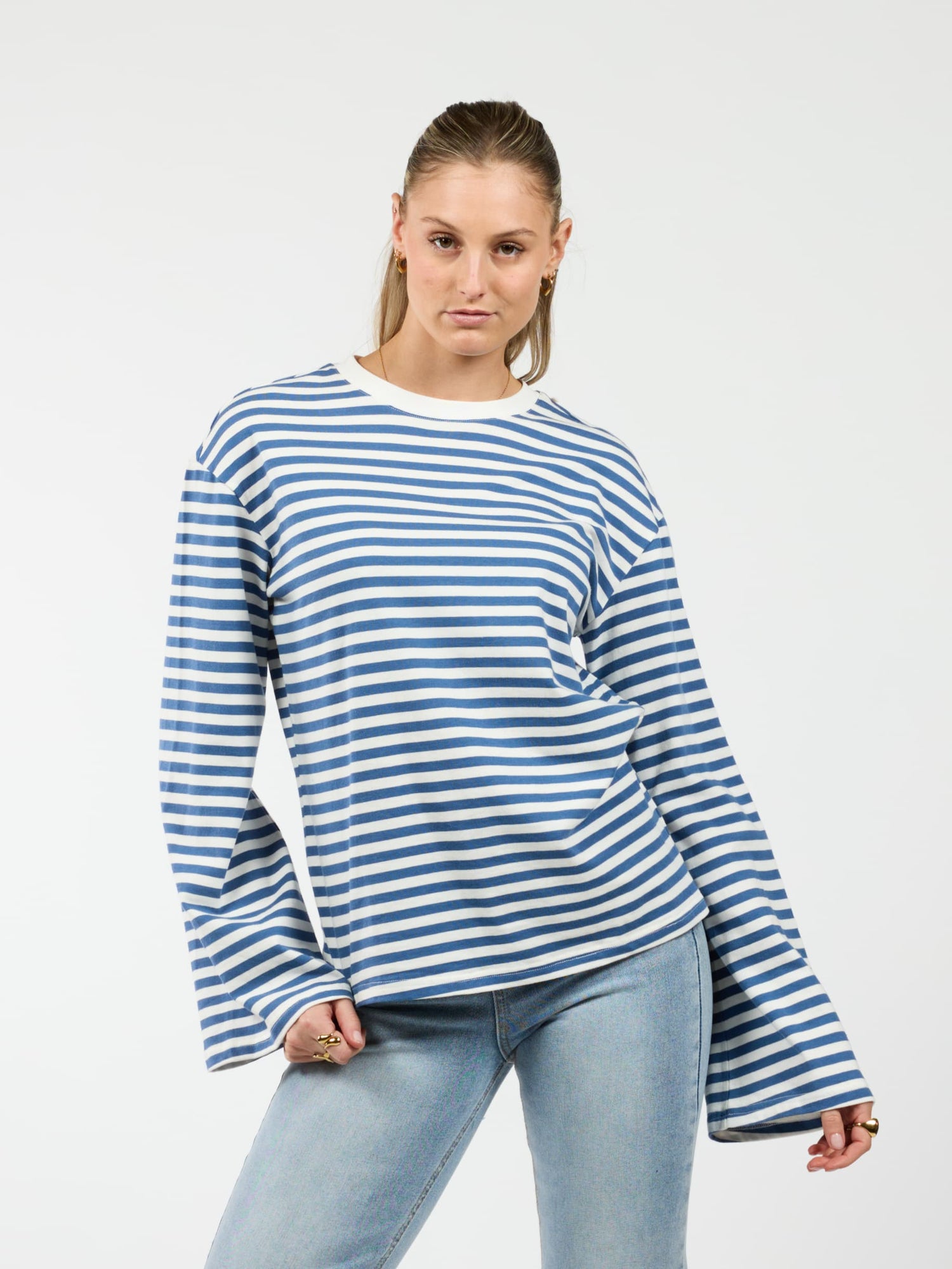 Nine Tee | Flared Sleeve | Striped White Blue | Tall