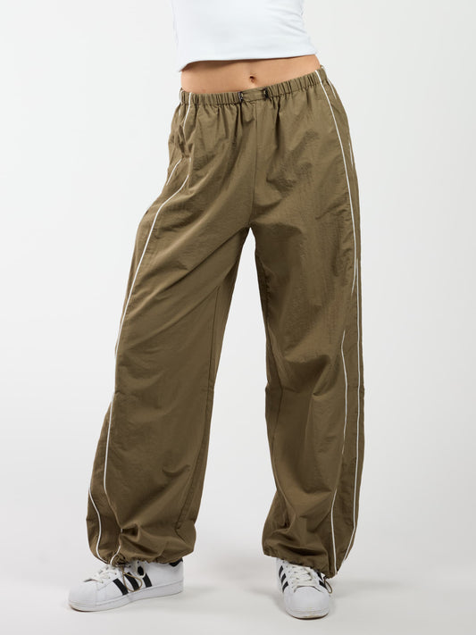 Noor Parachute Pants | Green | Tall